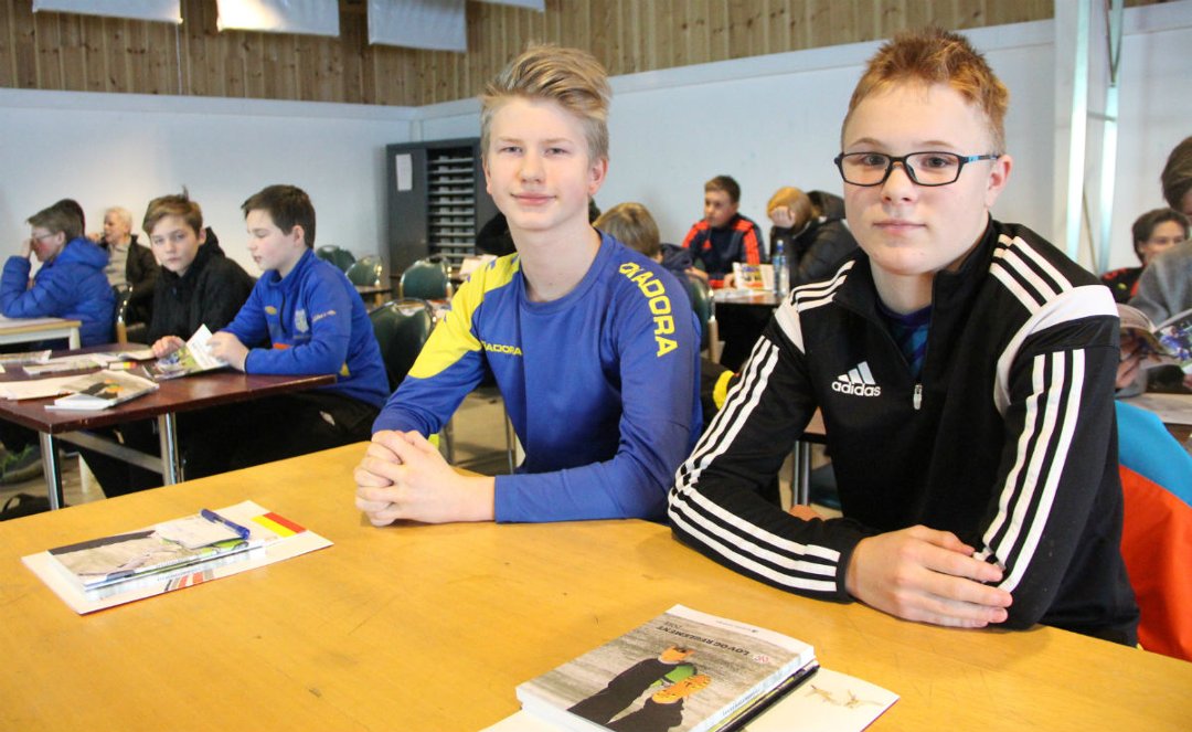 På kurs for å bli fotballdommere