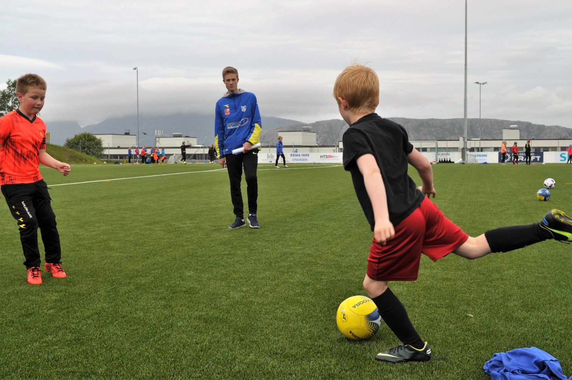 TINE Fotballskole 2016