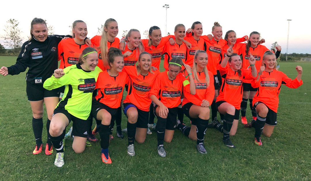 DANA CUP: Knepet tap mot Liverpool